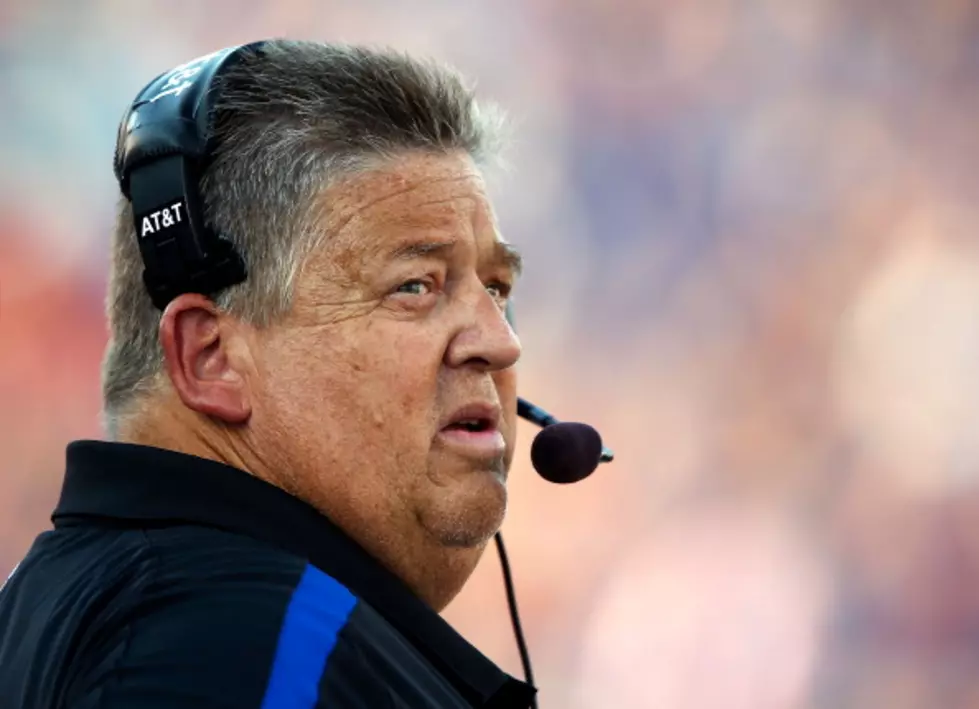 Charlie Weis Taking Gamblers’ Approach to Getting Wins at Kansas