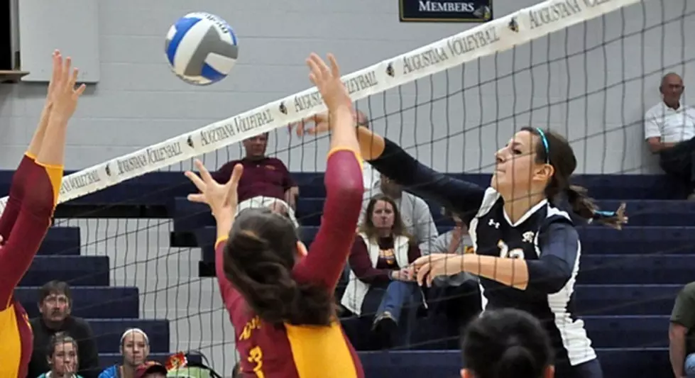 Vikings Drop Huskies In Four Sets