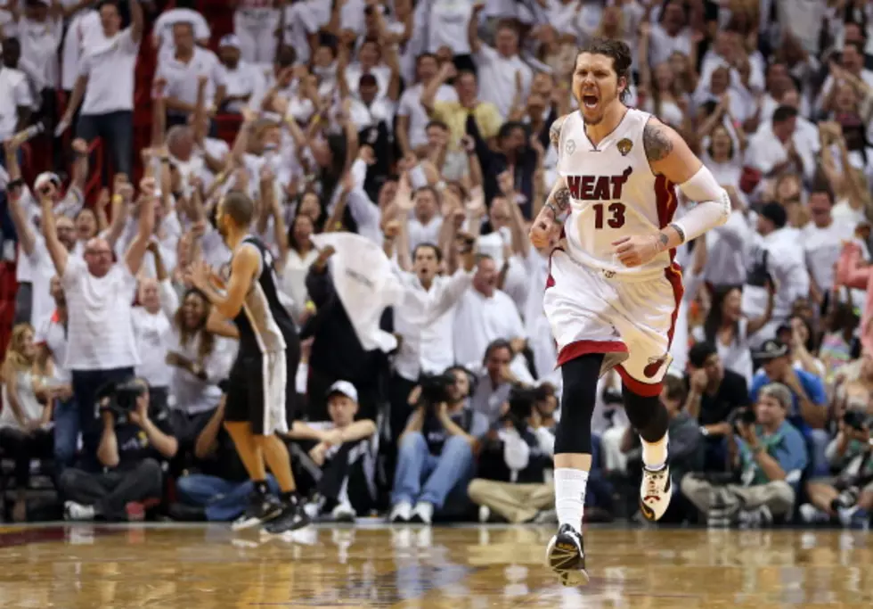 Throwback Thursday: Mike Miller Knocks Down 3 Pointer with No Shoe in NBA Finals