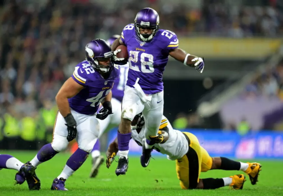 Adrian Peterson Chooses Sides in Minnesota Vikings Quarterback Situation