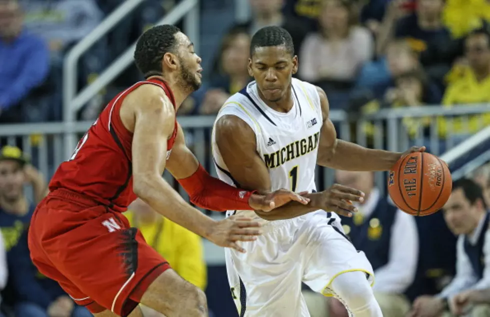 Michigan Bounces Back With Rout Of Huskers