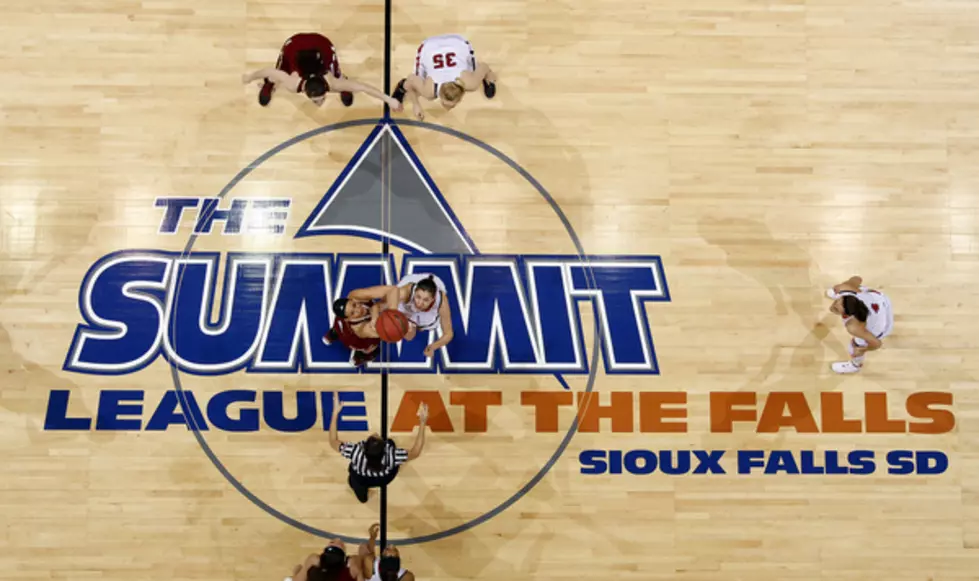 South Dakota State&#8217;s Cody Larson, Deondre Parks, South Dakota&#8217;s Tyler Larson on All-Summit League First Team