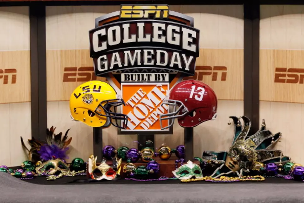Rece Davis to Replace Chris Fowler on ESPN&#8217;s College Gameday