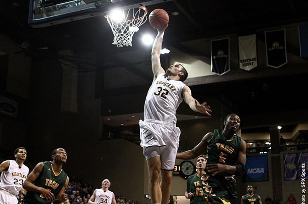 Augustana, NW Missouri State Tangle for Trip to Elite 8