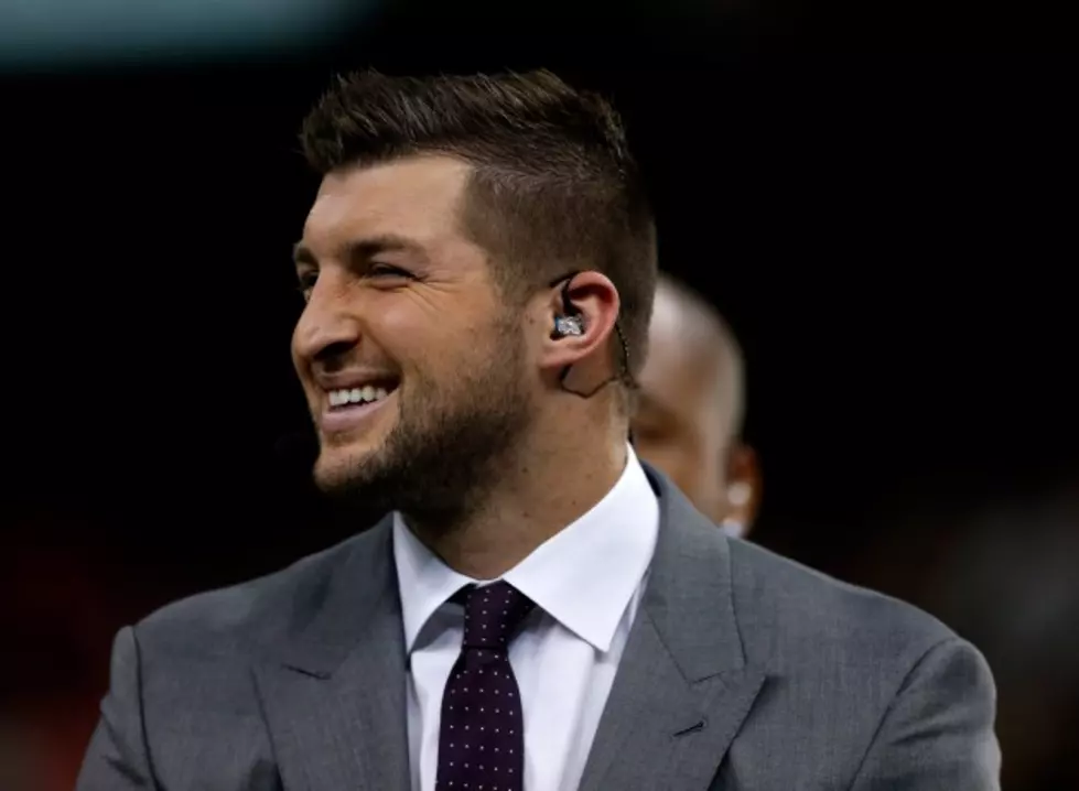 Tebow Finds New Employment in Familiar Territory