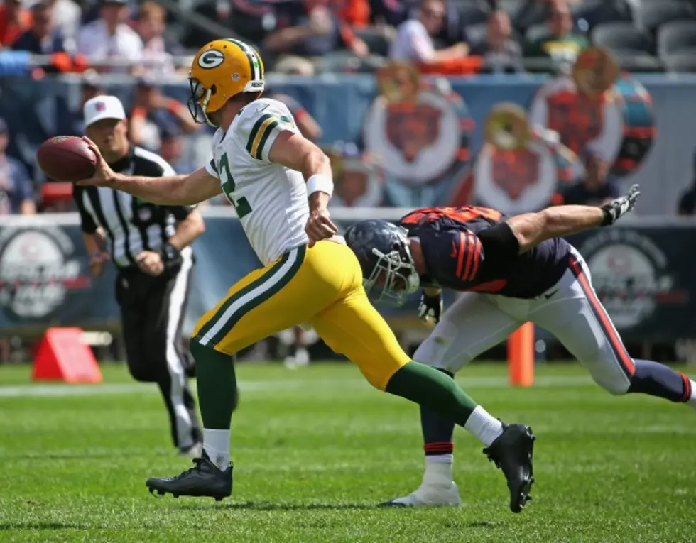 Rodgers Throws Three Touchdowns for Sixth Time Against Bears