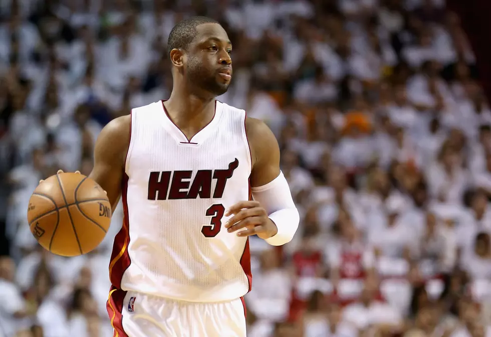 Wade Leaves Miami Heat For Hometown Chicago Bulls