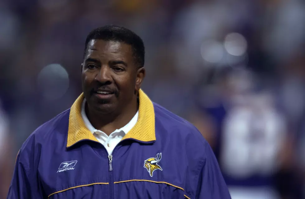 Minnesota Vikings to Induct Dennis Green Into Vikings Ring of Honor
