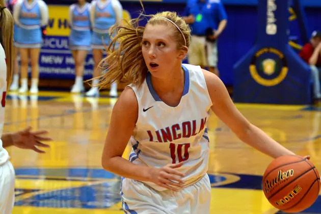 Anna Brecht Breaks Lincoln High School Basketball Scoring Record