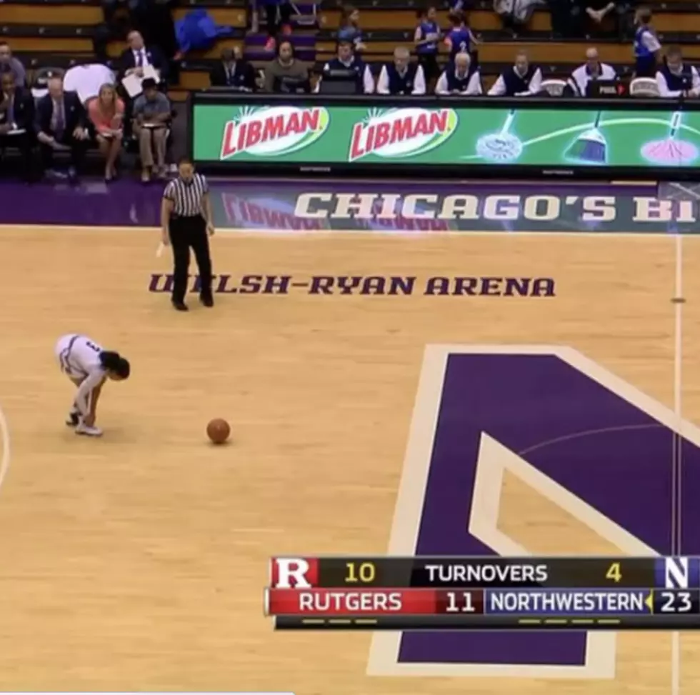 Northwestern Basketball Player Picks Wrong Time to Tie Shoe