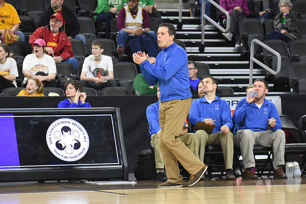 Derek Robey Sets Coaching Record for Boys Basketball at O&#8217;Gorman