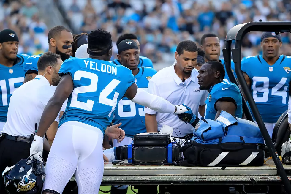 Jacksonville Jaguars WR Marqise Lee Ruled Out for Season After Helmet Hit to Knee