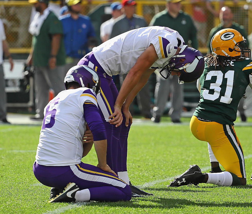 Carlson Misses 2 Field Goals in OT, Minnesota Vikings and Green Bay Packers Packers Tie