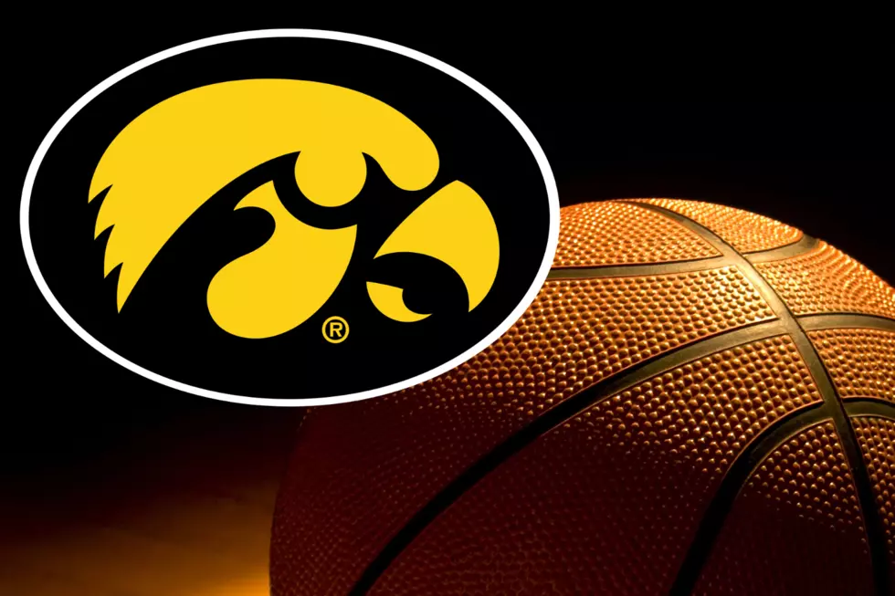 No. 17 Iowa Hawkeyes Turn Back No. 14 Rutgers Scarlet Knights 72-66