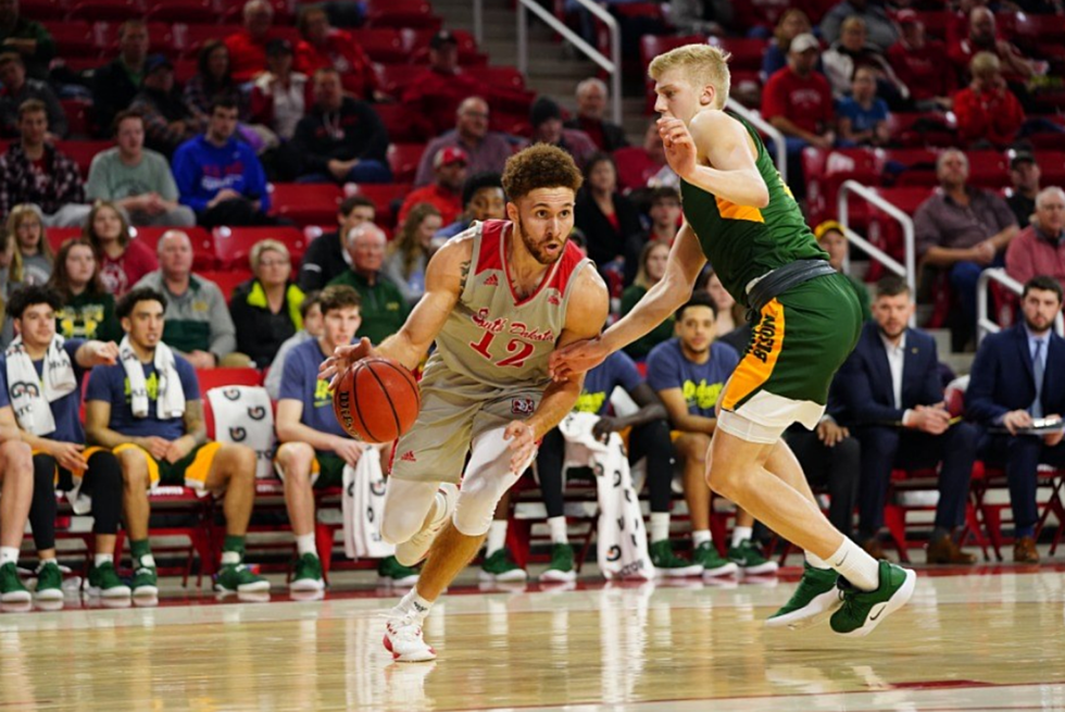 Former South Dakota Forward Trey Burch-Manning Signs Pro Contract in Netherlands