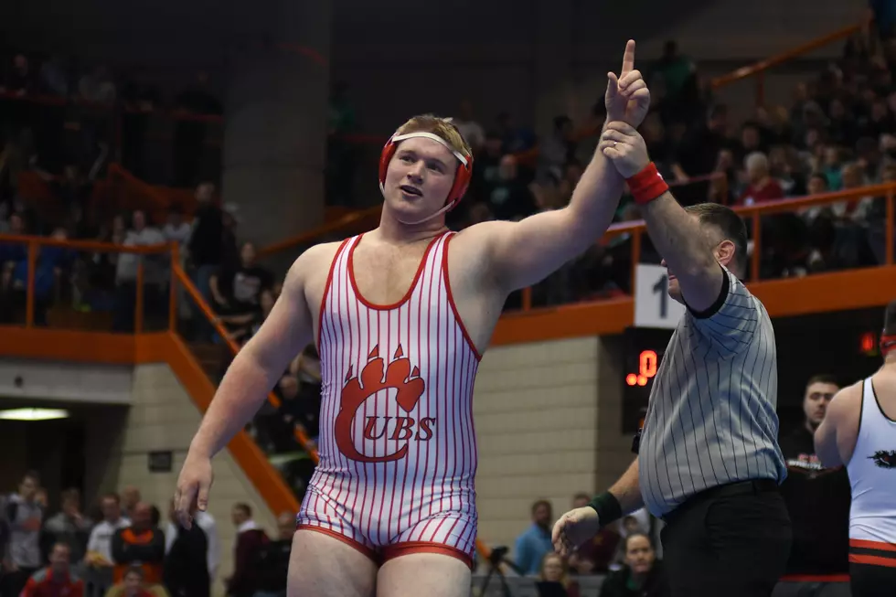 South Dakota Wrestler Nash Hutmacher Receives National Recognition