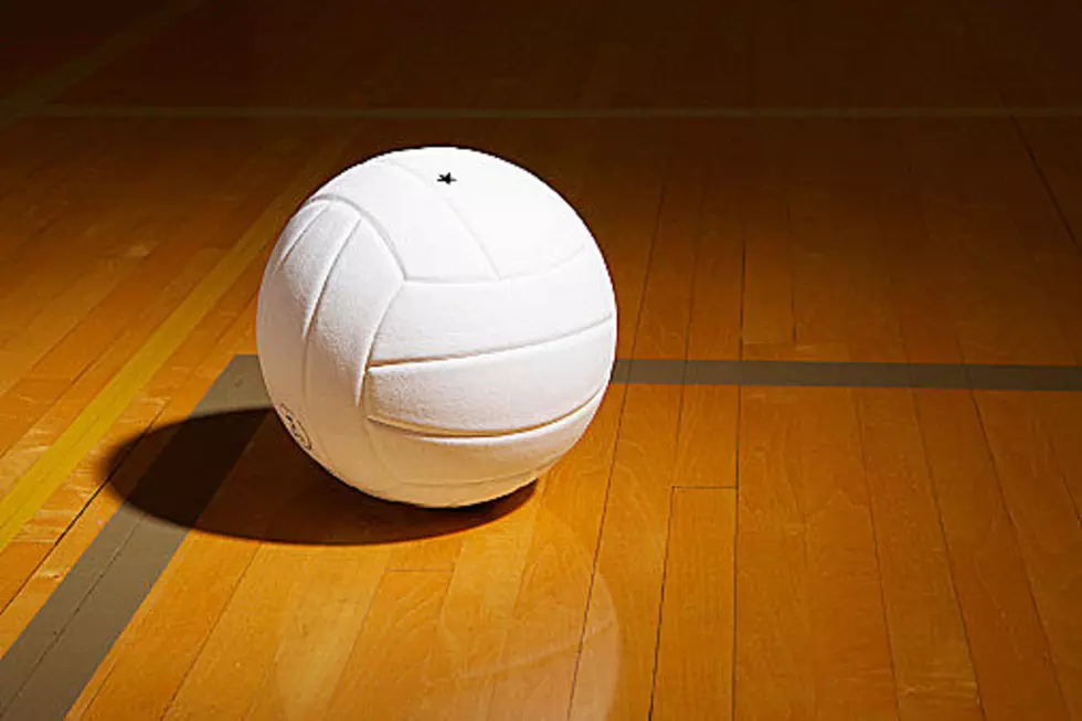 University of Texas Wins Volleyball Title in Omaha Over UL