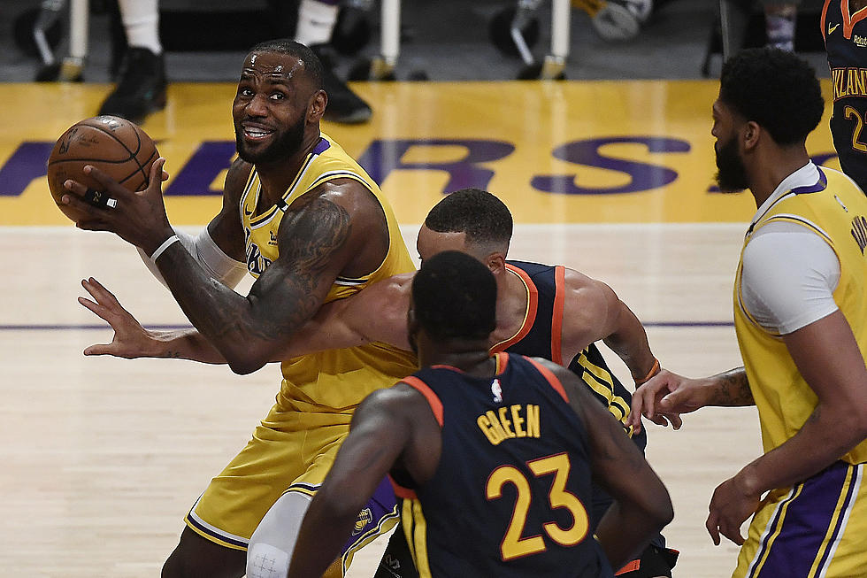 LeBron’s 3 Lifts Lakers, Grizzlies End Spurs’ Season