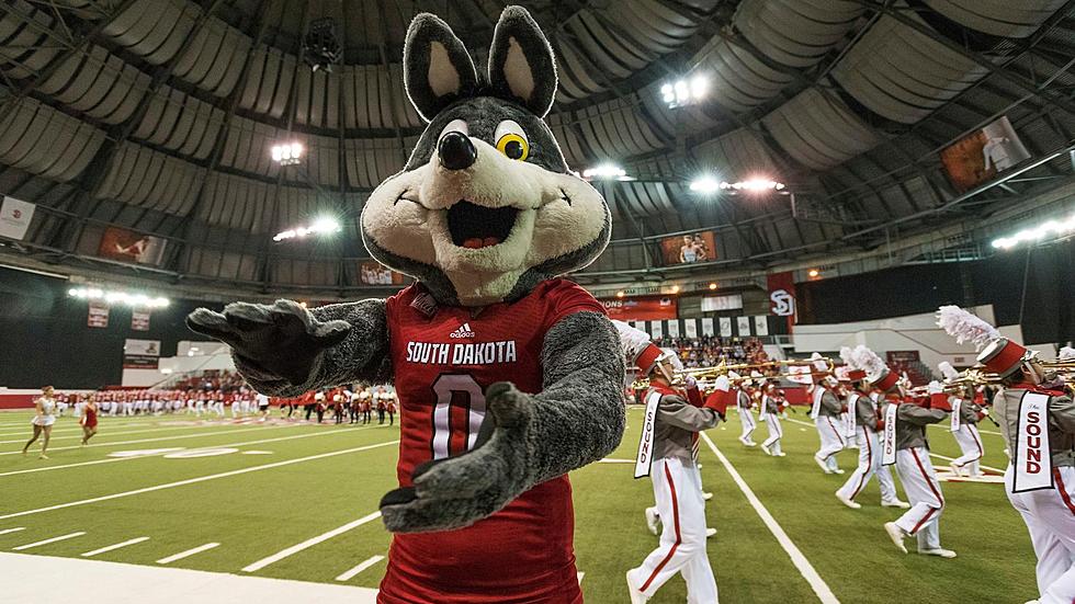 South Dakota Coyotes Continue to Climb the FCS Football Rankings