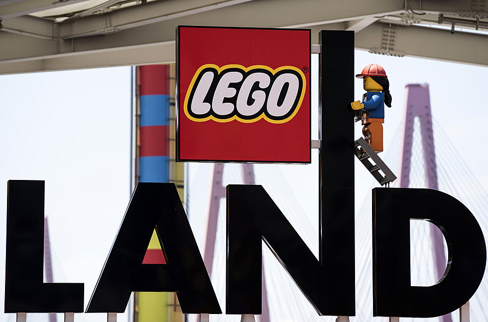 Largest Lego Set, Titanic to be Released
