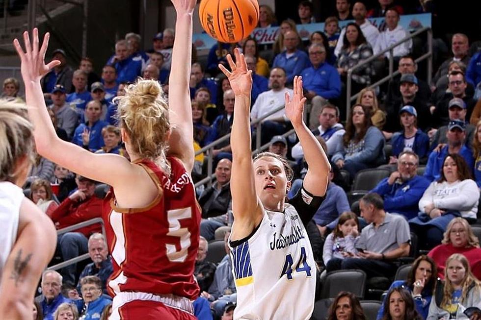 Myah Sellend Drops 26 in SDSU Win Over Denver