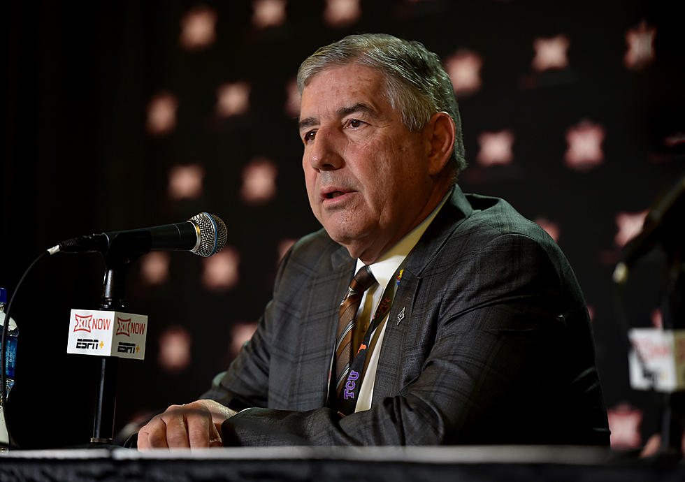 Longtime Big 12 Commissioner to Step Down