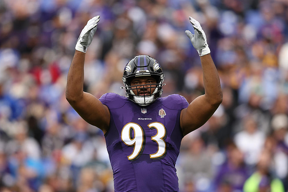 One of the Oldest NFL Players Back with Ravens on 2-Year Deal