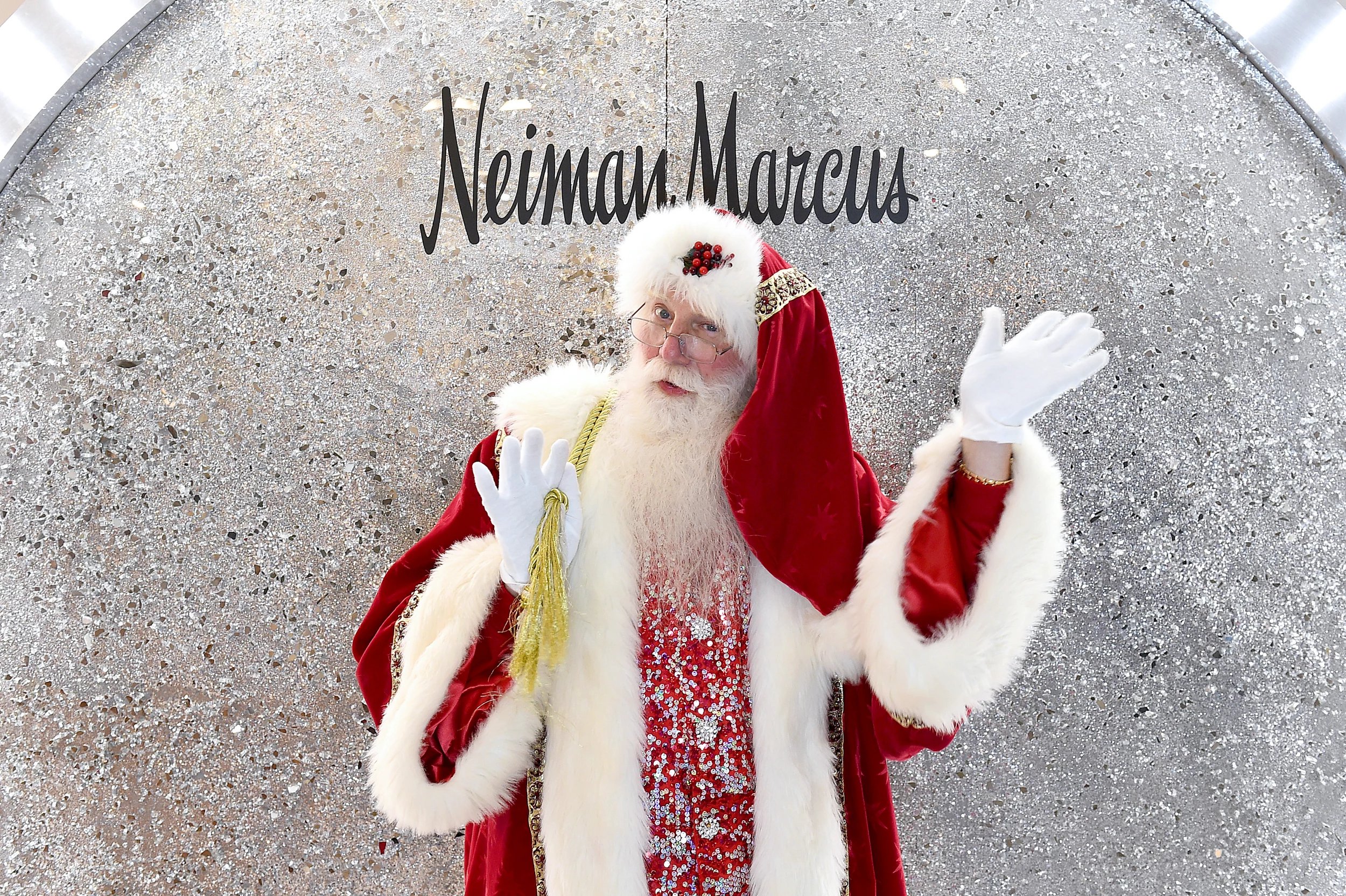 Neiman Marcus Downtown Dallas has just the tree for holiday blingy