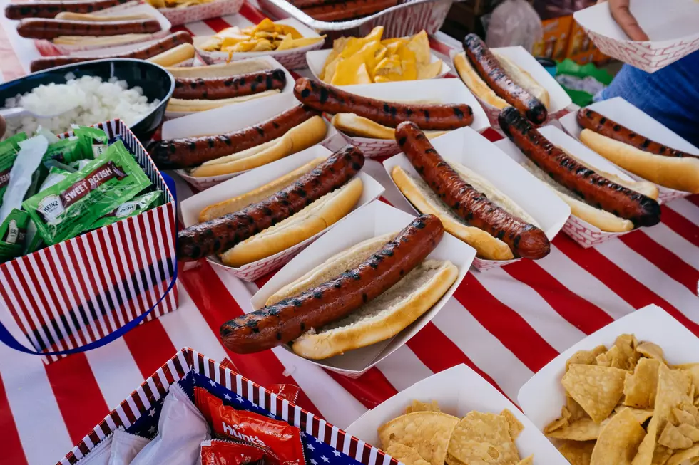 An Ode To The Hot Dog: Celebrating Baseball's Favorite Food - CBS New York
