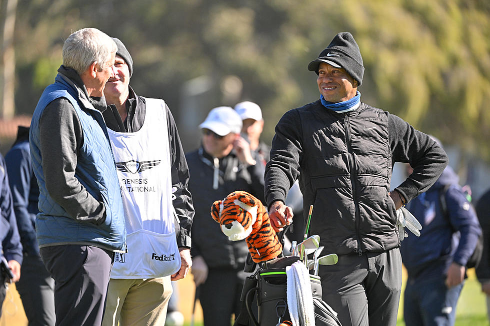 Tiger Woods Returns After Seven-Month Absence