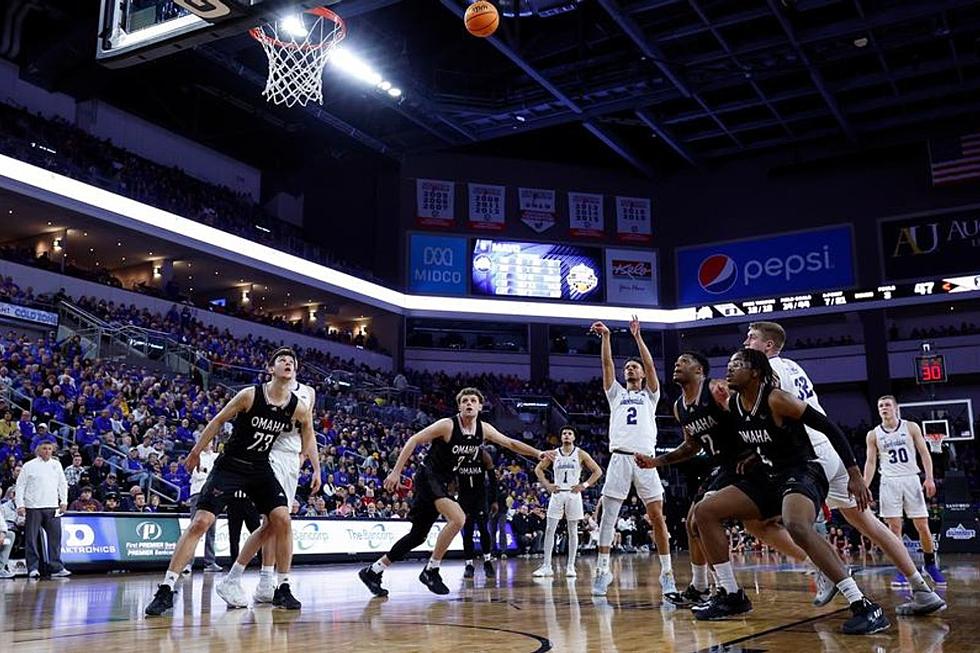 SDSU Men&#8217;s Basketball In Border Battle for Summit League Semifinal Vs NDSU