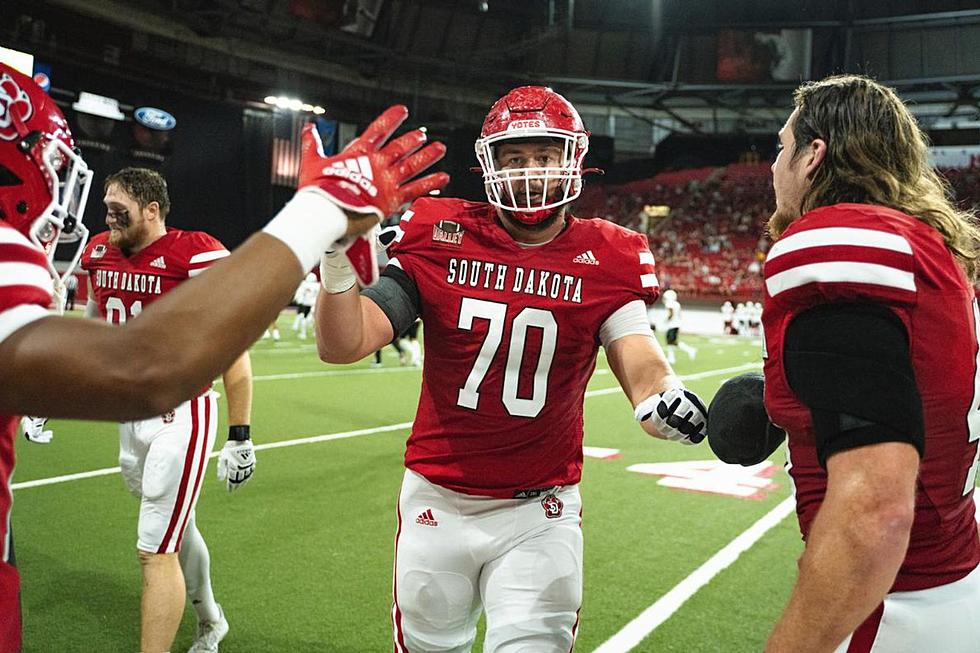 University of South Dakota OT Jensen Signs With Miami Dolphins