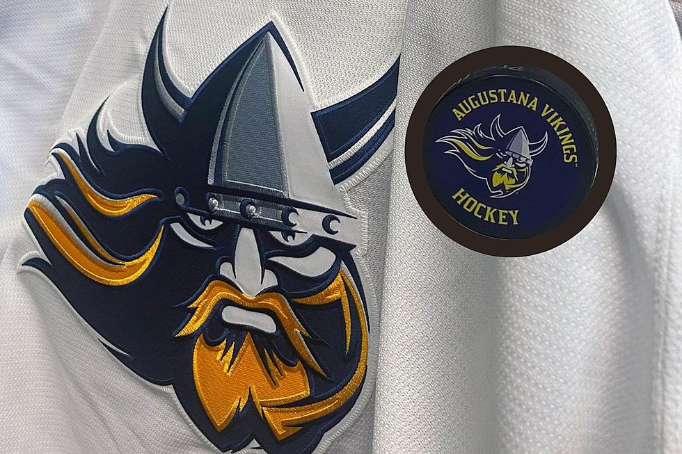 Augustana Viking Hockey Bounces Back in Saturday Win