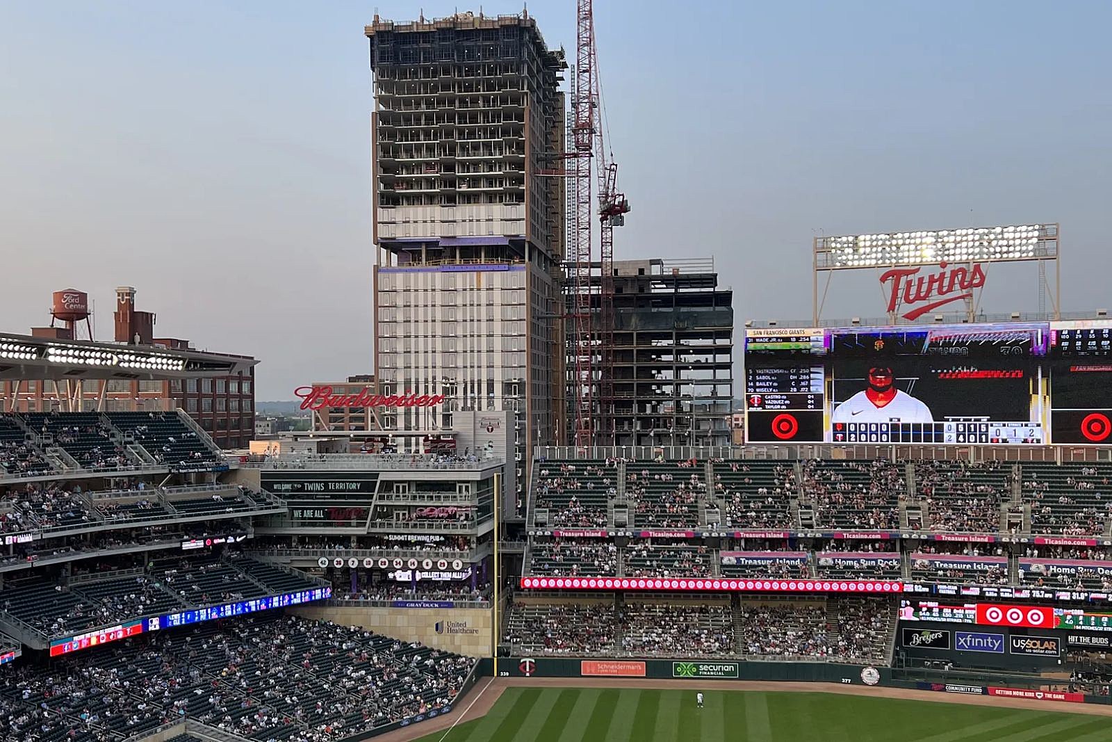 Goose Island nixes free beer in Chicago Bears fan field goal