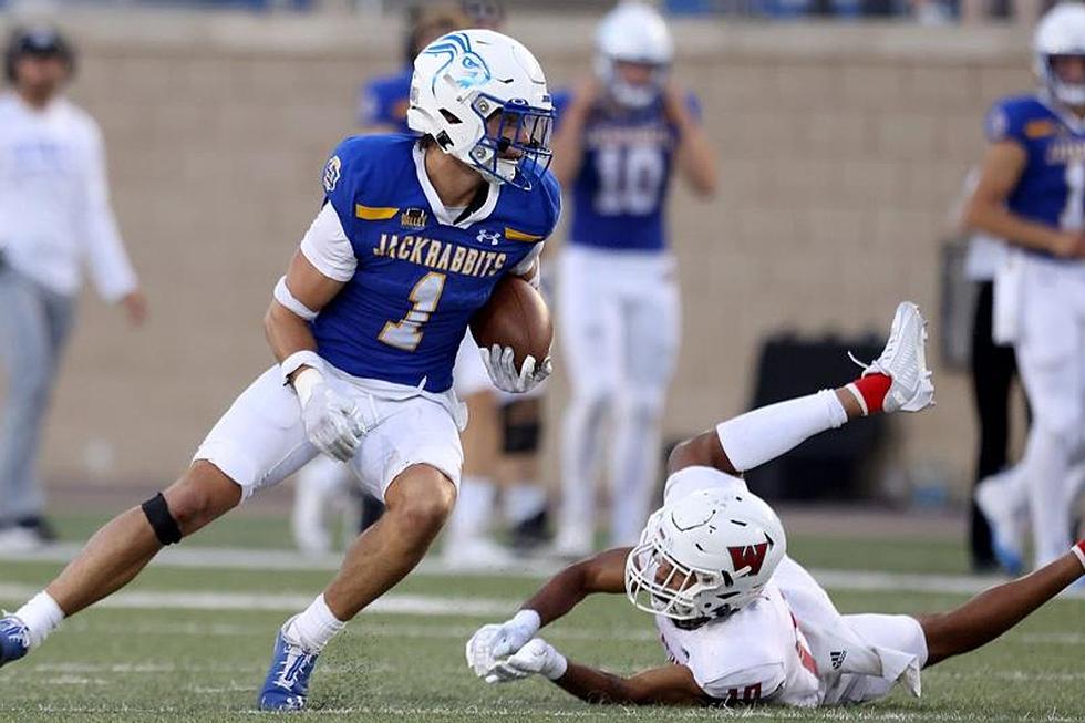 South Dakota State Jackrabbits Roll To Win Opener