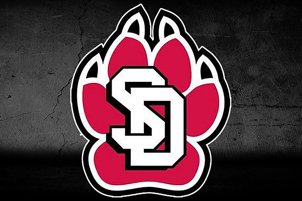 South Dakota Coyote FB in Top 10 For First Time Since 2017