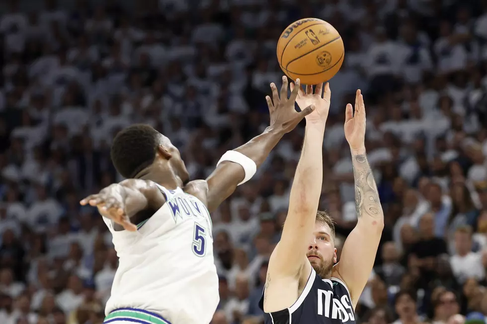 Luka Doncic, Kyrie Irving lead Mavs past Timberwolves in Game 1