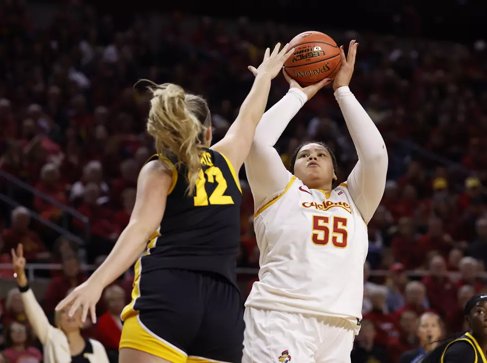 Audi Crooks Leads ISU Cyclones to 11-0 With Win over Iowa
