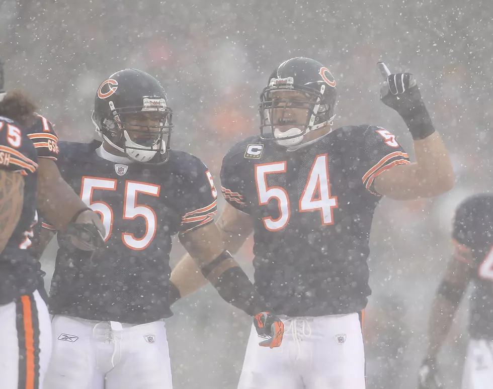 Bears Legend Urlacher Candid in Conversation About Bears Move