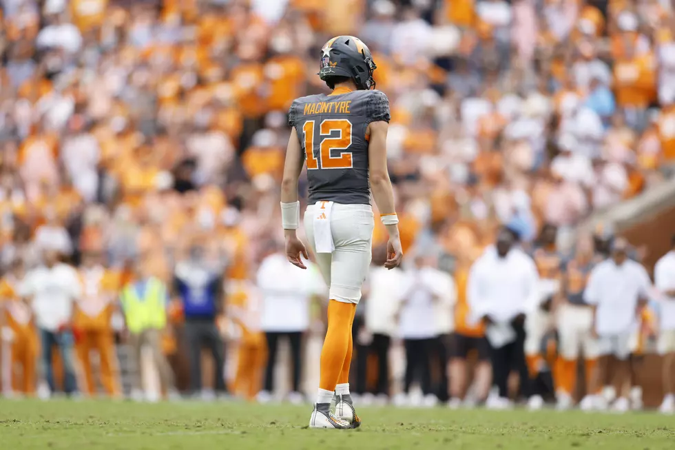 Vols Tab Starting QB for South Dakota HC Matchup in SEC
