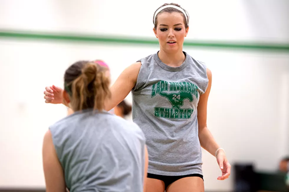 Overton Volleyball Coach Randy Smith + Star Abby Mackey Are a Winning Combination