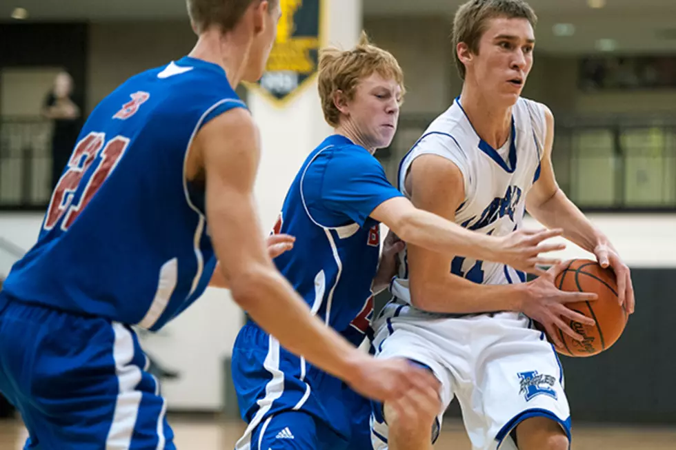 Court Brown + Lindale Close Out First Day of Wagstaff Tourney With 50-40 Win Over Bullard