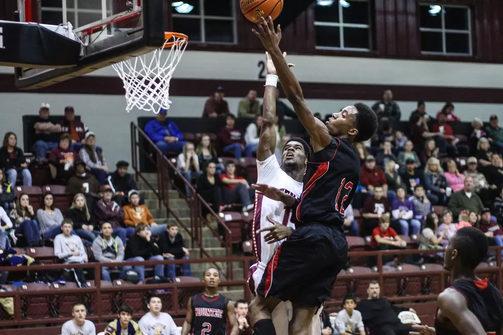 Kountze Staves Off Big Tenaha Run to Reach Tournament Final With 84-65 Victory