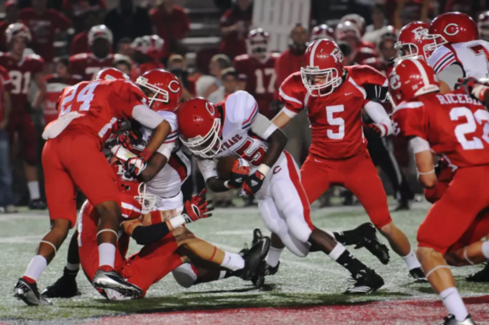El Campo Scores Twice in Final 3 1/2 Minutes to Stun Carthage 29-25 in 3A D-I State Semifinal