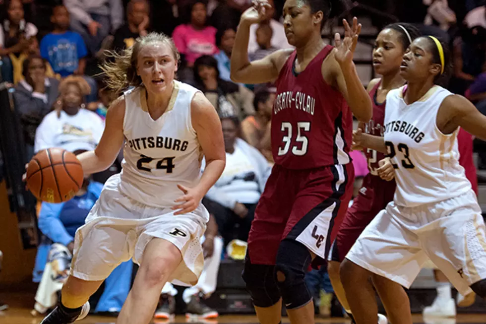 No. 17 Pittsburg Girls Hold Off No. 13 Liberty-Eylau 56-46 in Key District 13-3A Matchup