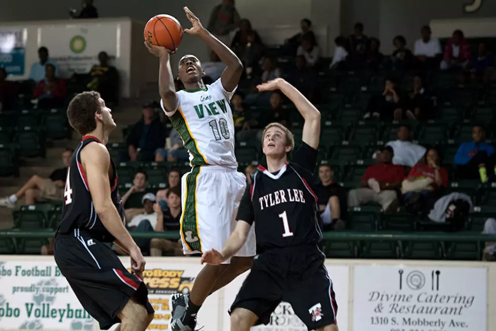 Longview Pulls Away From Tyler Lee Late For 51-37 Victory