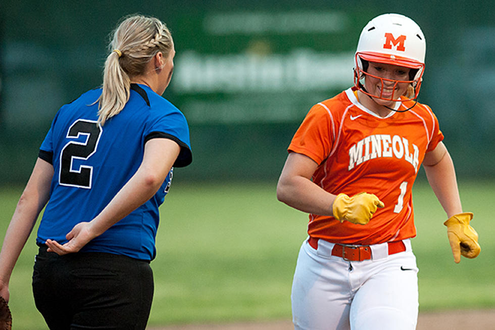 Morgan Catron Powers Mineola to Game 1 Win Over Spring Hill