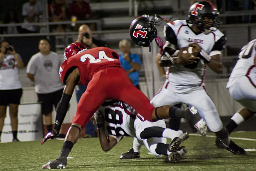 Mesquite Horn Offense Erupts Over Final Three Quarters En Route to 48-21 Win Over Tyler Lee
