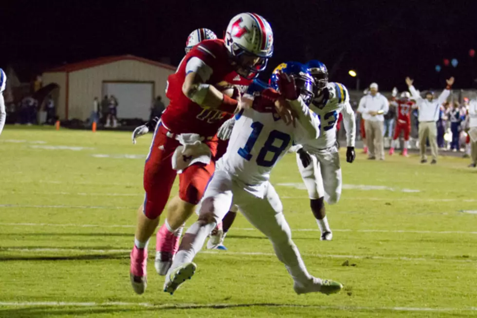 Zane Boles Leads Henderson To 37-14 Win Over Chapel Hill + Lions&#8217; First District Title Since 2000