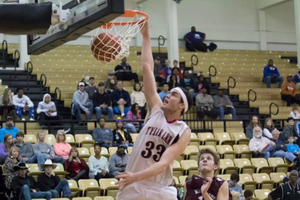 Tyler Lee Uses Fast Start To Blow Past Whitehouse On First Day Of Wagstaff Holiday Classic